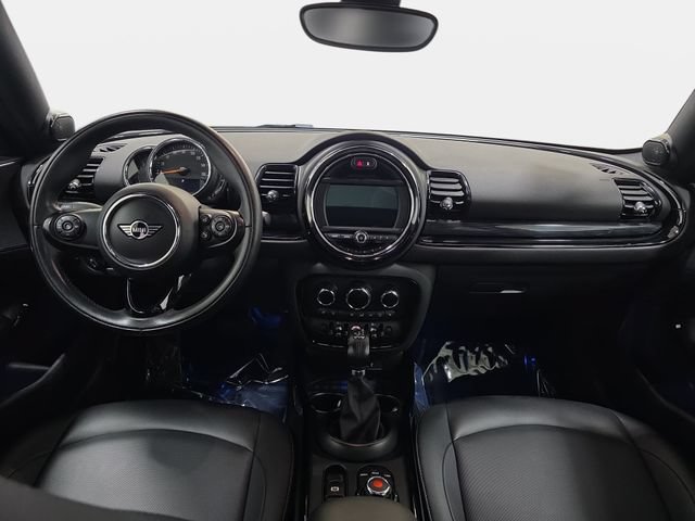 Used 2019 MINI Cooper Clubman ALL4 w/ Premium Package AWD/4WD image 10