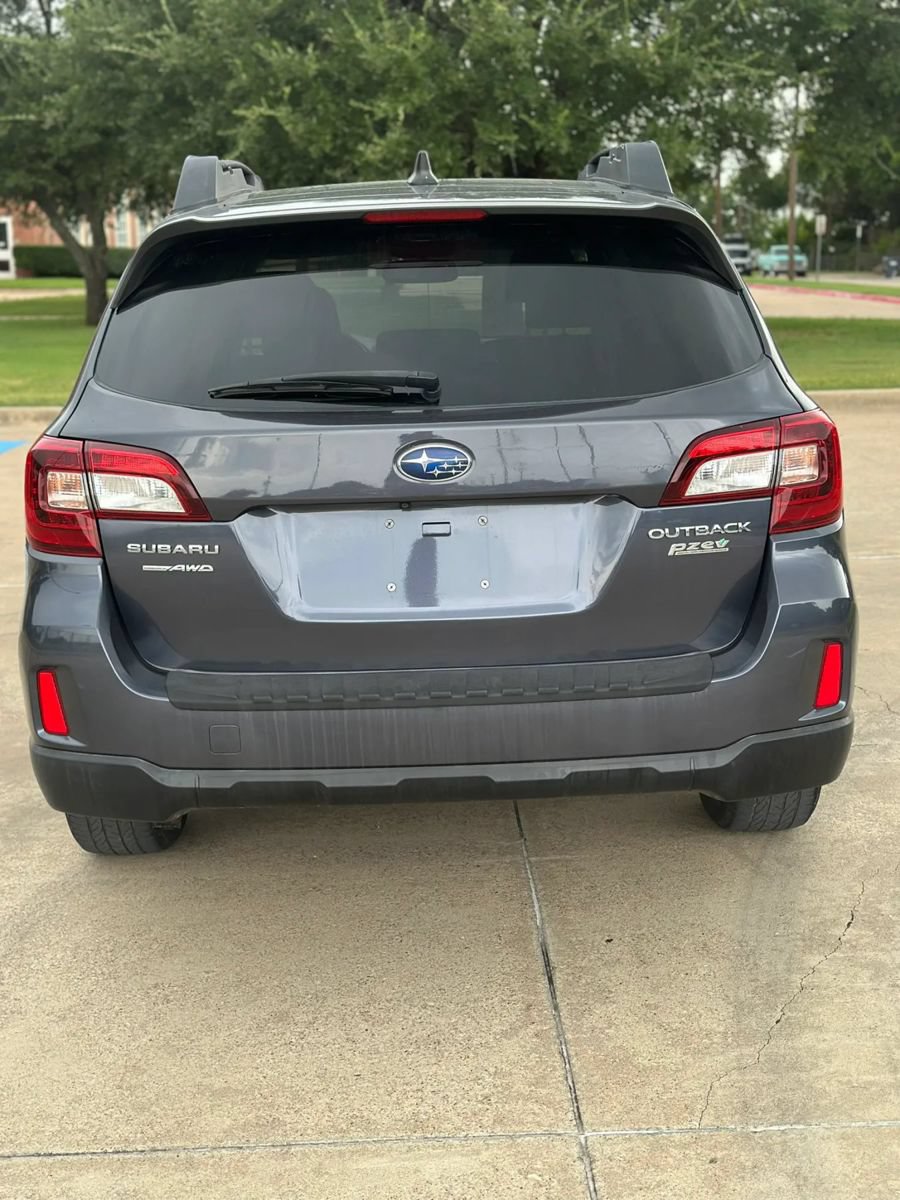 Used 2017 Subaru Outback 2.5i Premium AWD/4WD image 6