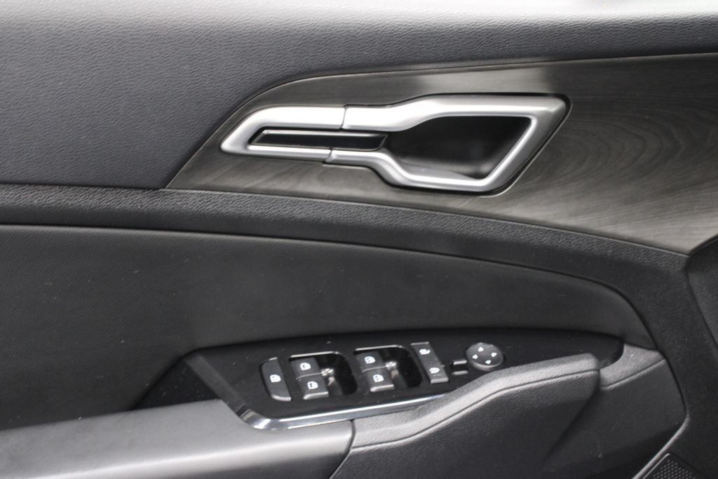 Used 2025 Kia Sportage X-Line AWD/4WD image 22