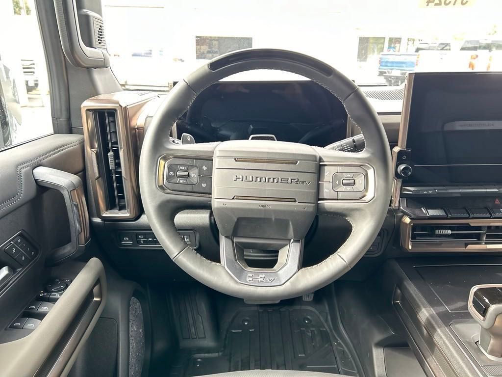 New 2025 GMC Hummer EV 2X w/ Extreme Off-Road Package image 13