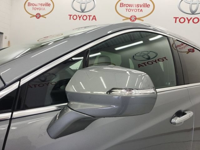 Used 2024 Cadillac XT5 Luxury FWD image 13