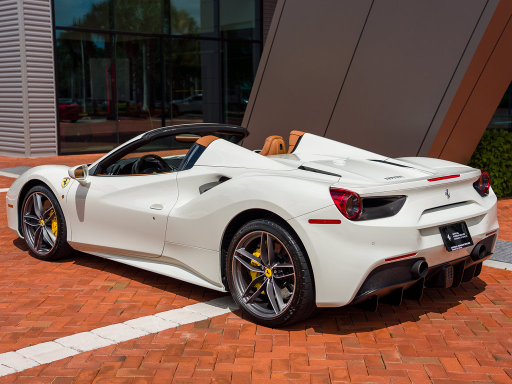 Used 2019 Ferrari 488 Spider RWD image 24