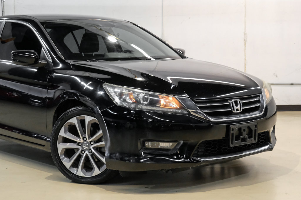 Used 2014 Honda Accord Sport image 8