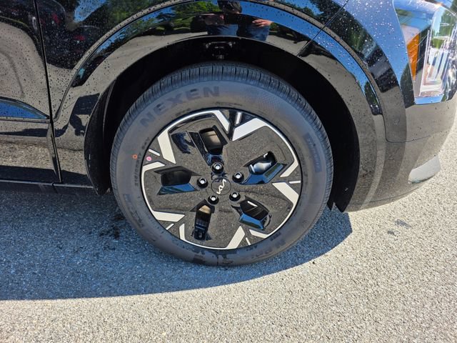 New 2026 Kia Niro Wave w/ Wave Preserve Package FWD image 12