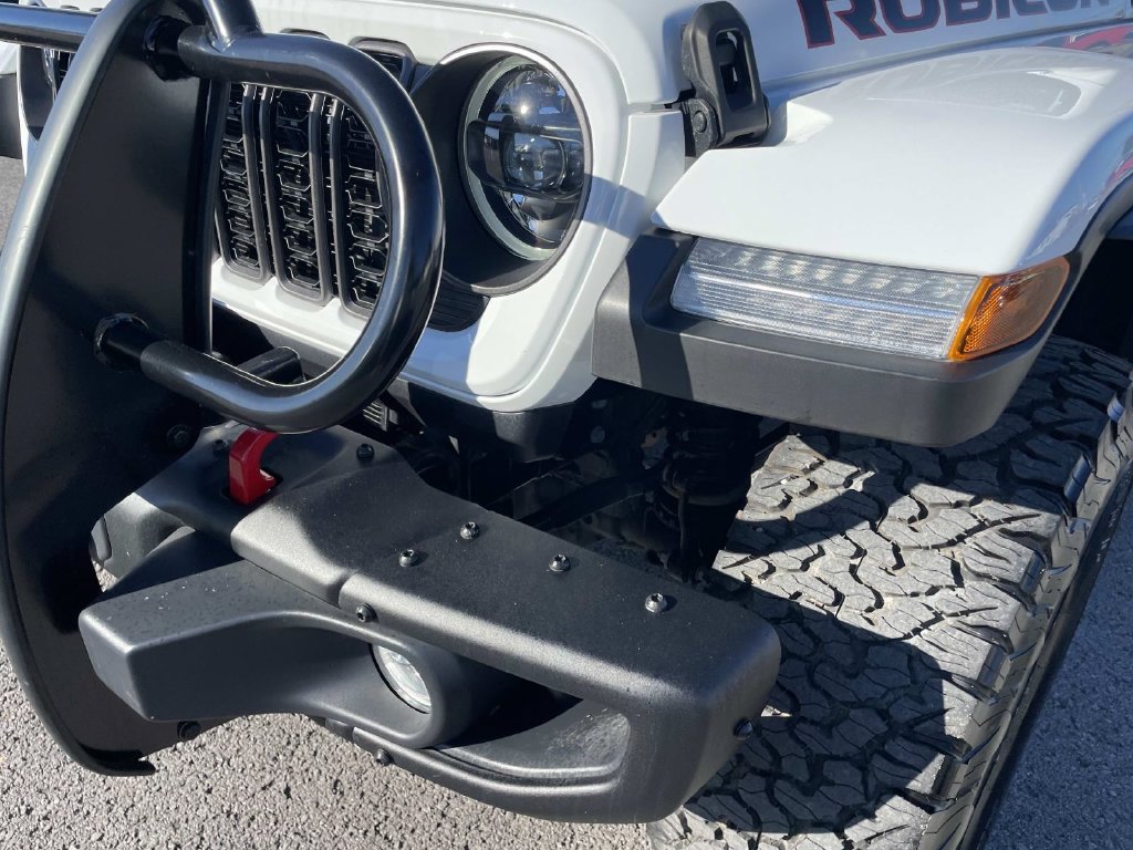 Used 2024 Jeep Wrangler Unlimited Rubicon AWD/4WD image 40