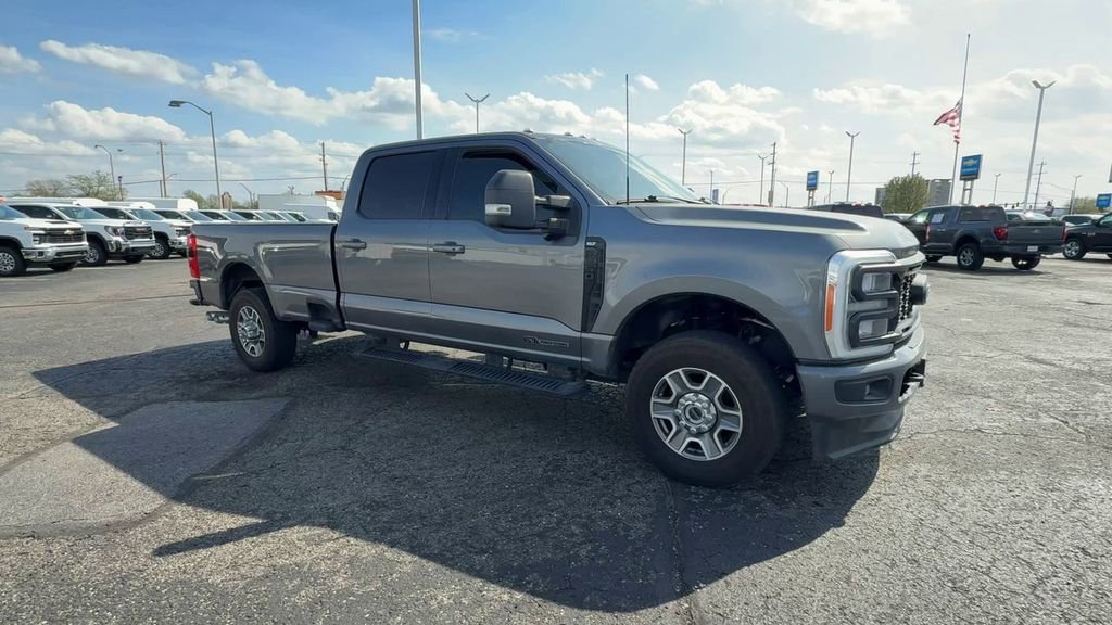 Used 2023 Ford F250 XLT w/ XLT Premium Package AWD/4WD image 2