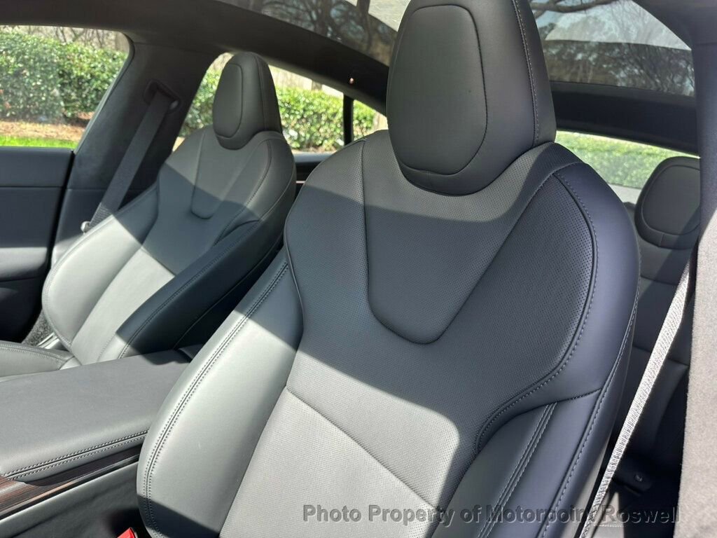 Used 2026 Tesla Model S AWD image 10