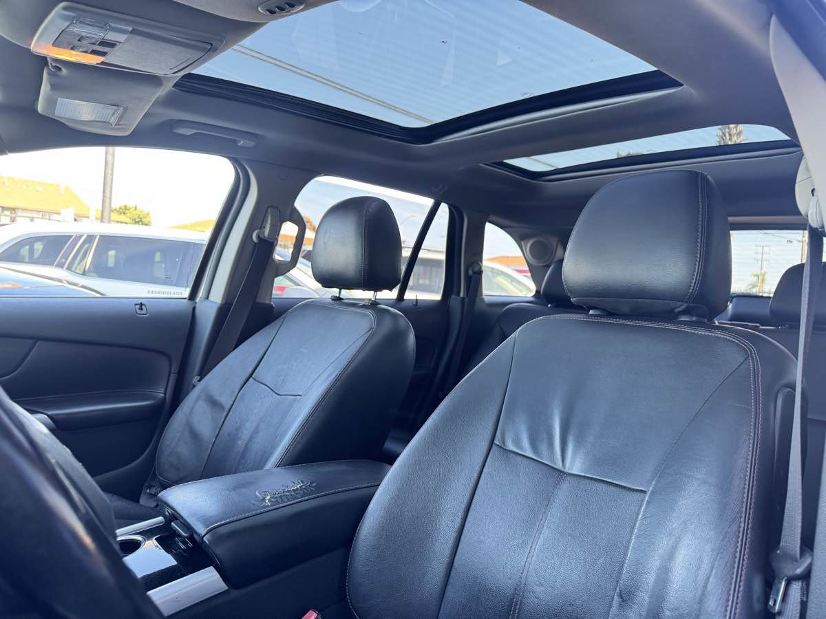 Used 2013 Ford Edge Limited AWD/4WD image 39