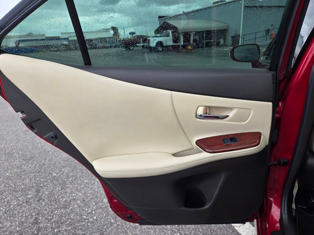 Used 2010 Lexus HS 250h image 37