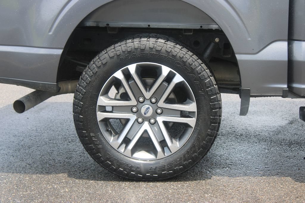Used 2022 Ford F150 XL w/ STX Appearance Package AWD/4WD image 13