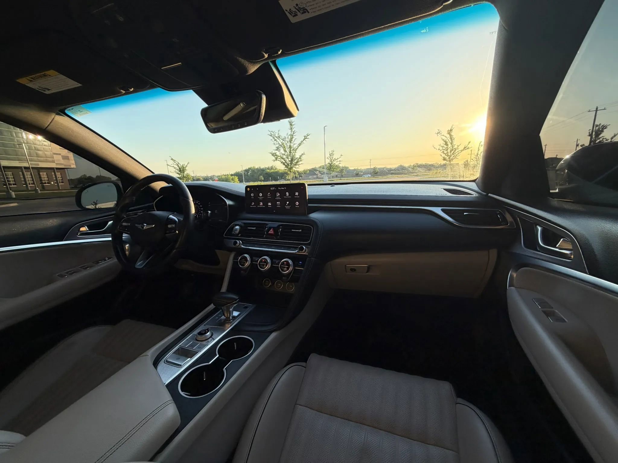 Used 2022 Genesis G70 3.3T RWD image 11