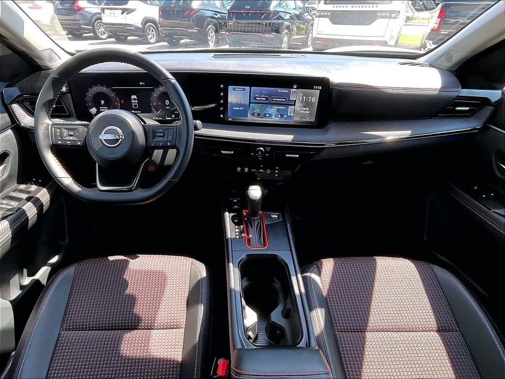 Certified 2025 Nissan Kicks SR AWD/4WD image 21