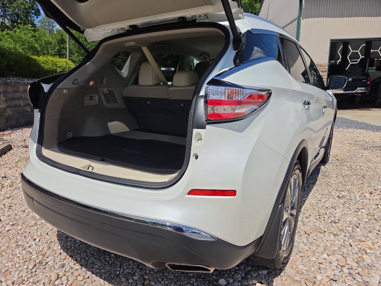 Used 2018 Nissan Murano SL w/ Cargo Package AWD/4WD image 23