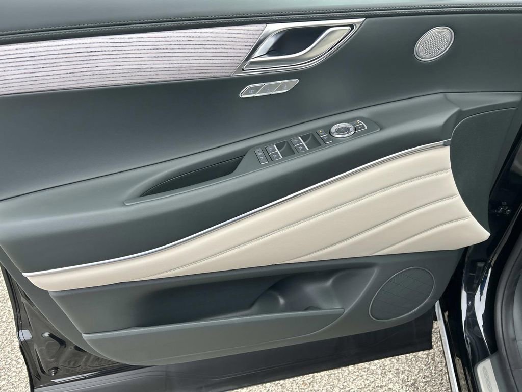 New 2026 Genesis GV80 2.5T Select image 16