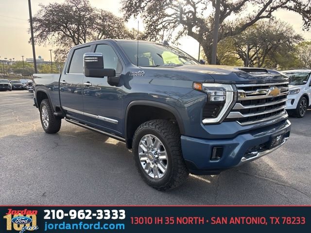 Used 2025 Chevrolet Silverado 2500 High Country w/ High Country Premium Package image 1