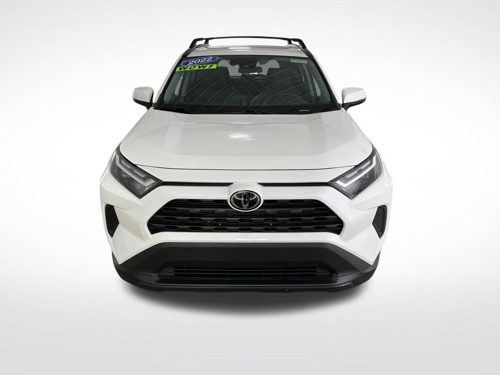 Used 2022 Toyota RAV4 XLE w/ Convenience Package image 9
