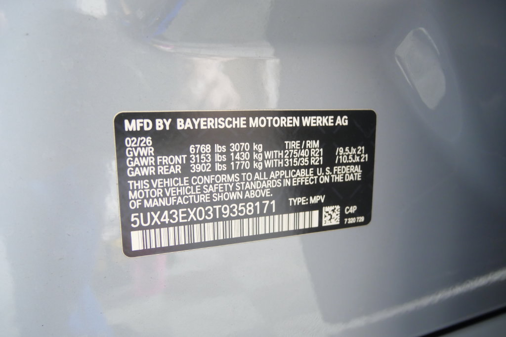 Certified 2026 BMW X6 M60i AWD/4WD image 30