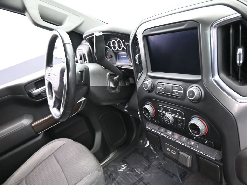 Used 2021 Chevrolet Silverado 1500 RST image 25