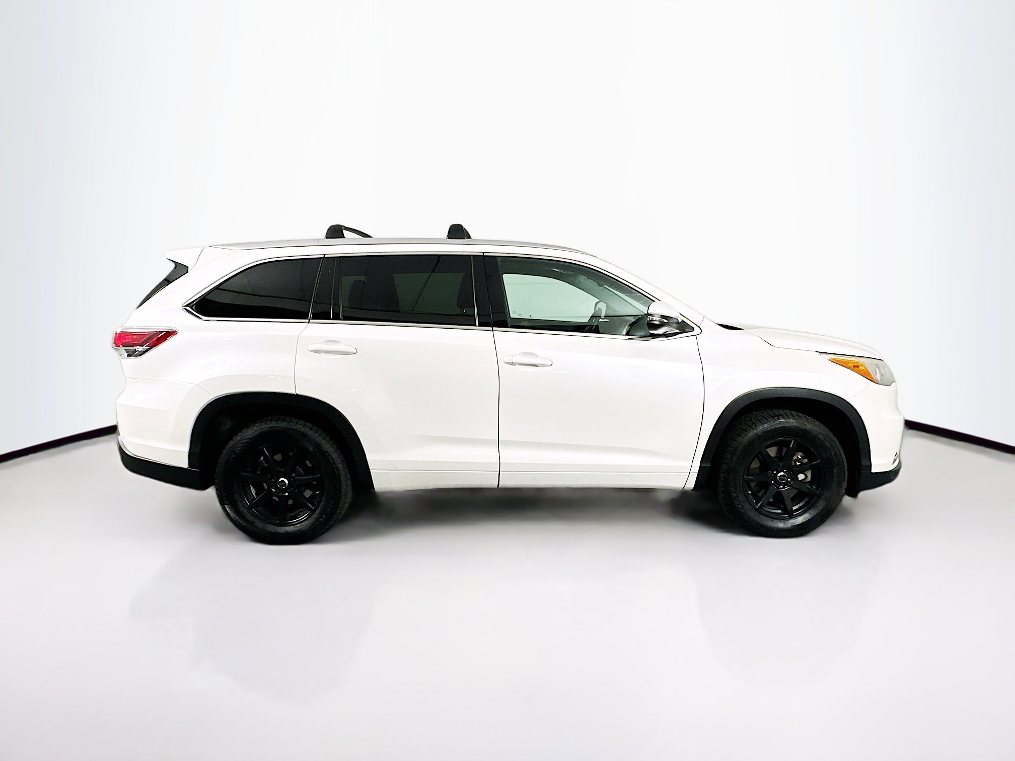 Used 2016 Toyota Highlander Limited image 10
