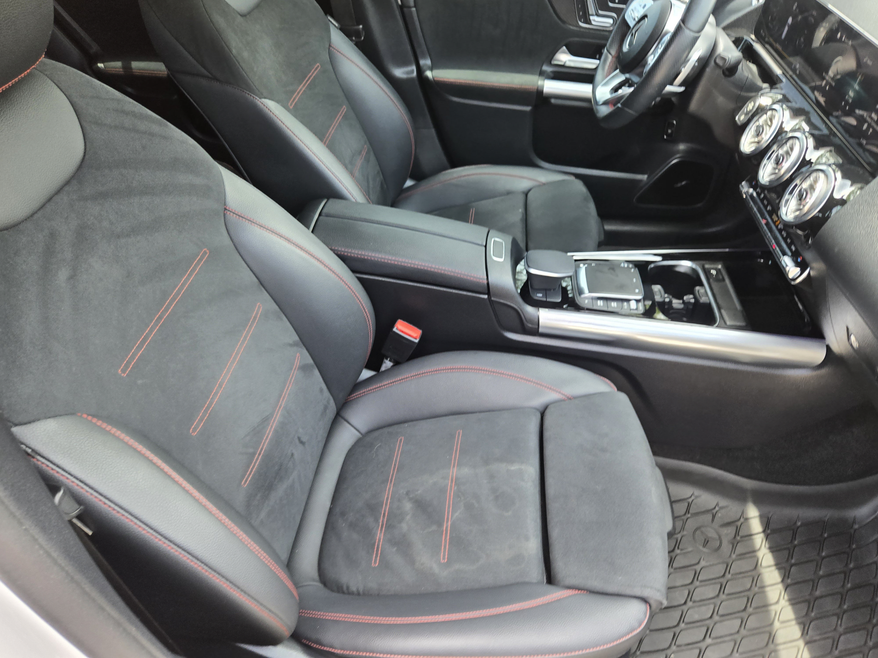 Used 2023 Mercedes-Benz GLA 35 AMG 4MATIC image 6