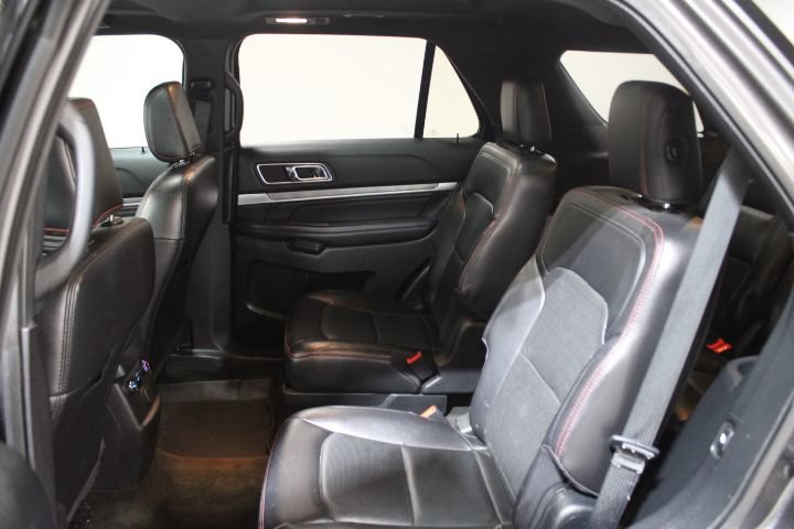 Used 2018 Ford Explorer Sport AWD/4WD image 24
