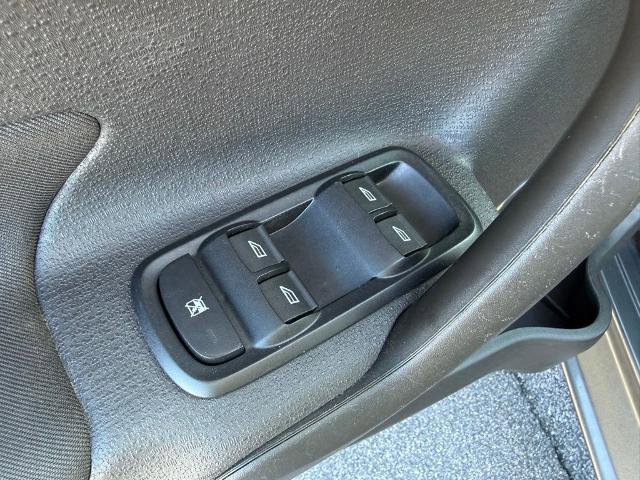 Certified 2019 Ford Fiesta SE image 12