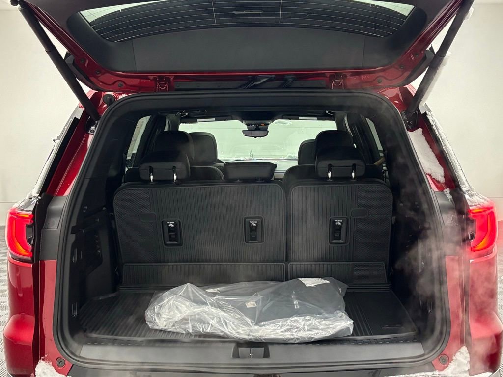 New 2026 GMC Acadia Denali w/ Super Cruise Package image 12