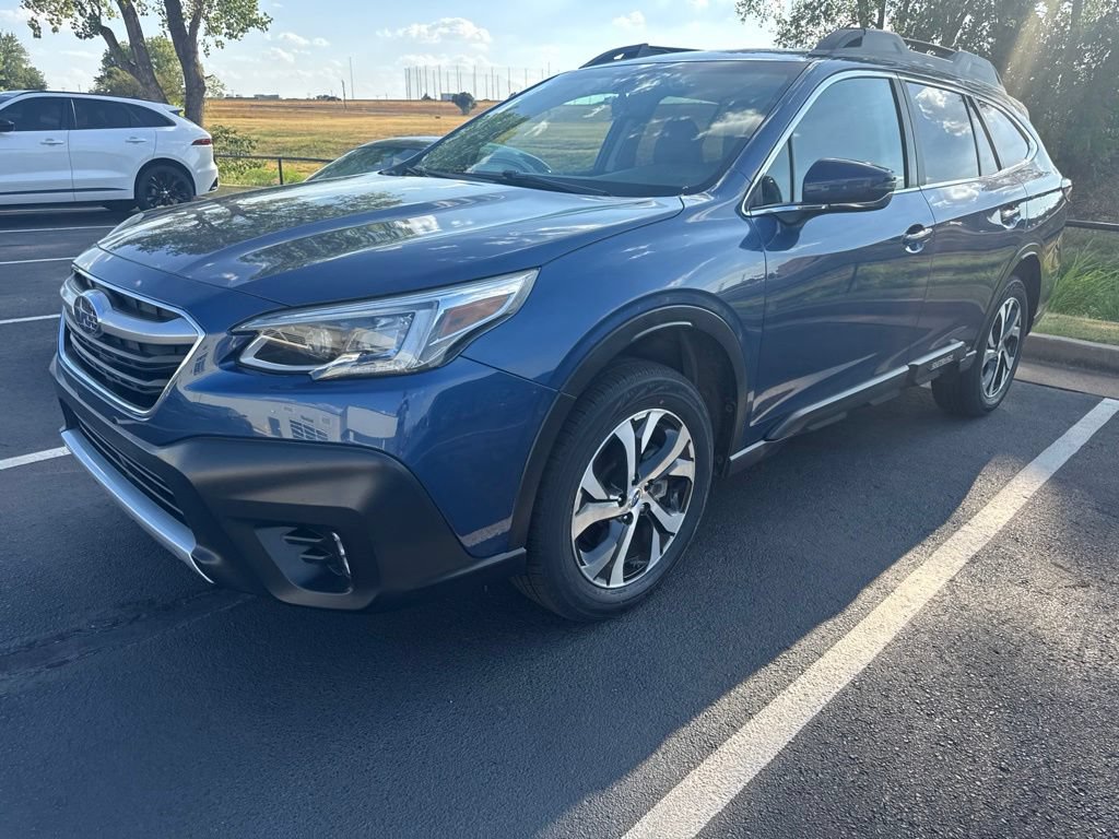 Used 2021 Subaru Outback Limited w/ Tech Package 2