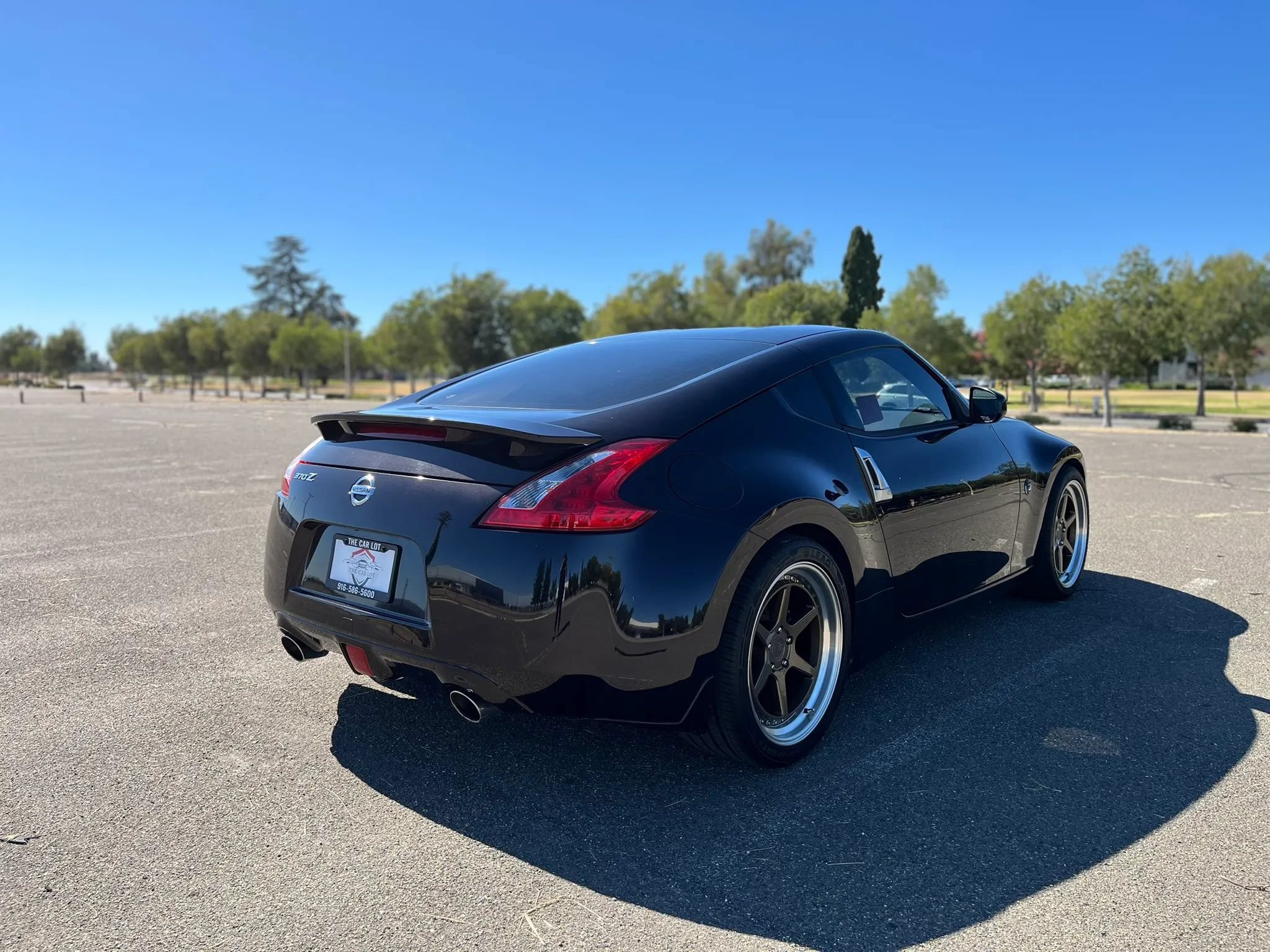 Used 2014 Nissan 370Z Coupe w/ Sport Package RWD image 6