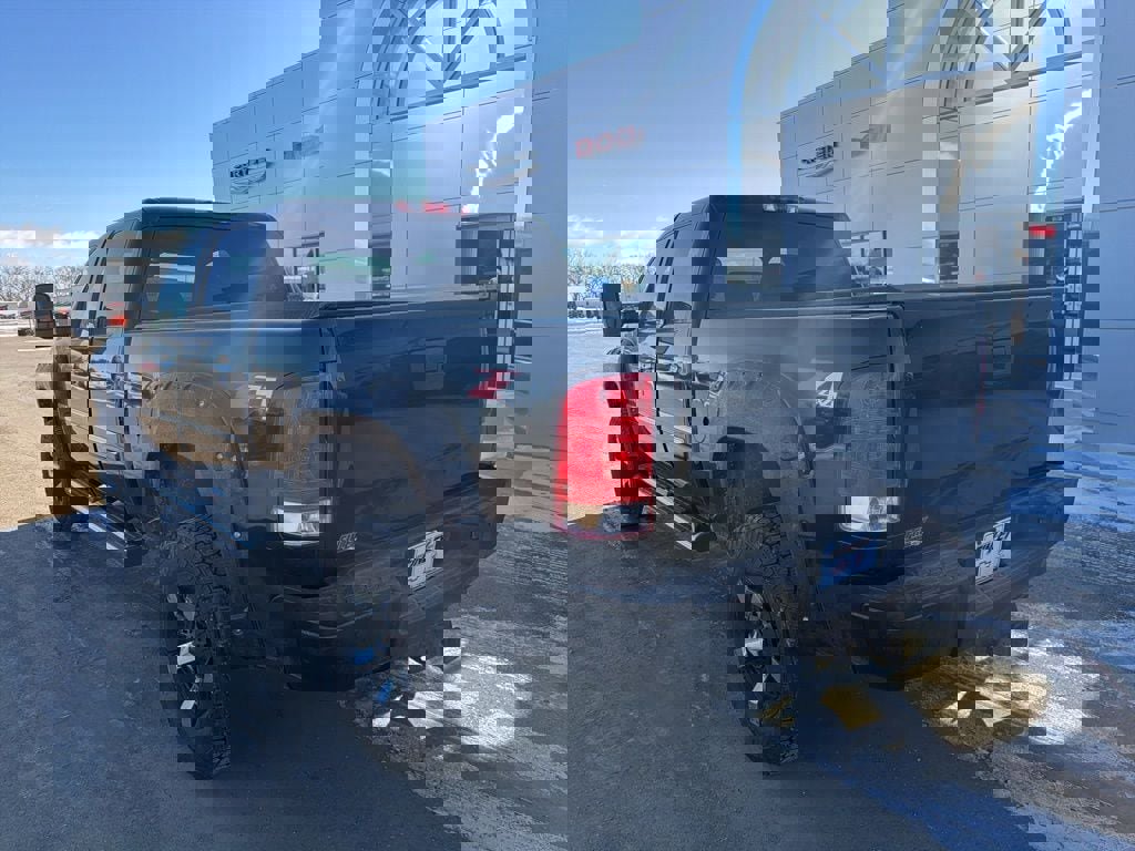 Used 2011 GMC Sierra 2500 Denali w/ Suspension Package, Off-Road image 8