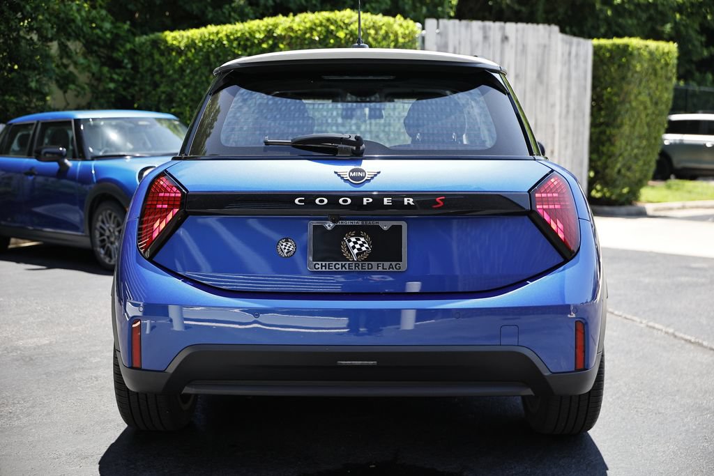 Used 2025 MINI Cooper S FWD image 10