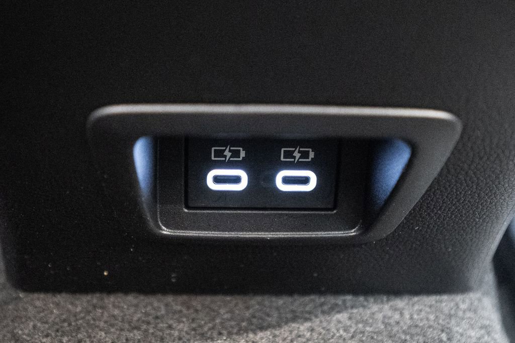 Used 2023 Toyota Corolla Cross XLE w/ Convenience Package image 31