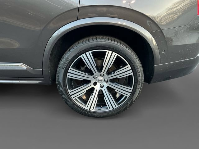 Used 2024 Volvo XC90 B6 Ultimate w/ Protection Package image 15