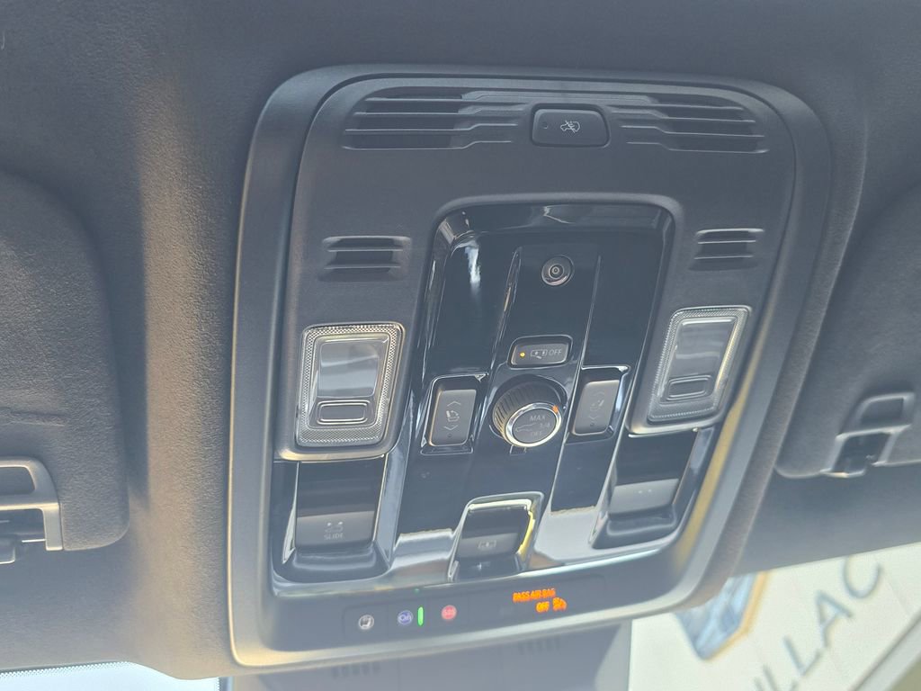 Used 2025 Cadillac Escalade V w/ LPO, Floor Liner Package AWD/4WD image 36
