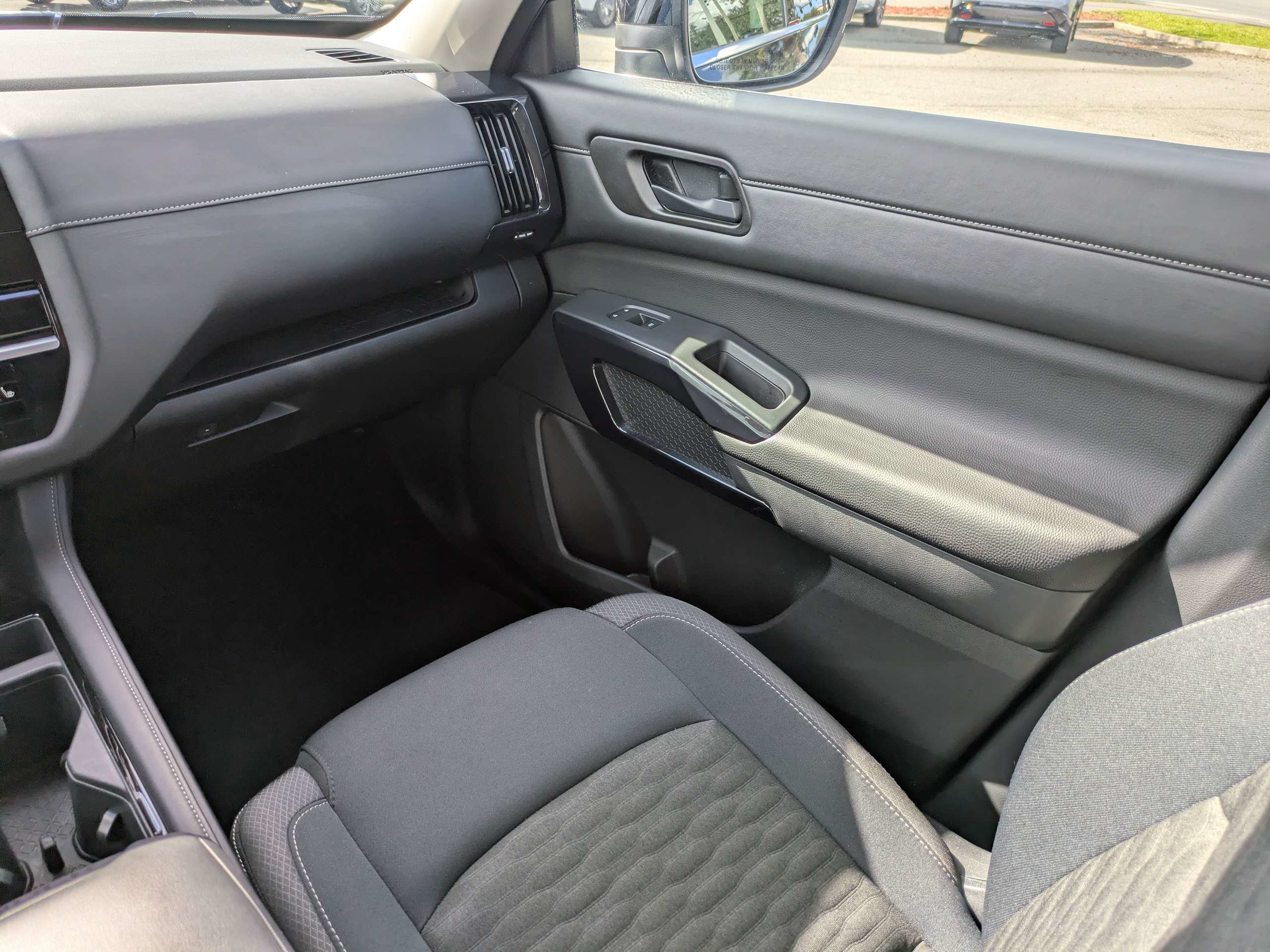 Certified 2025 Nissan Pathfinder SV AWD/4WD image 20