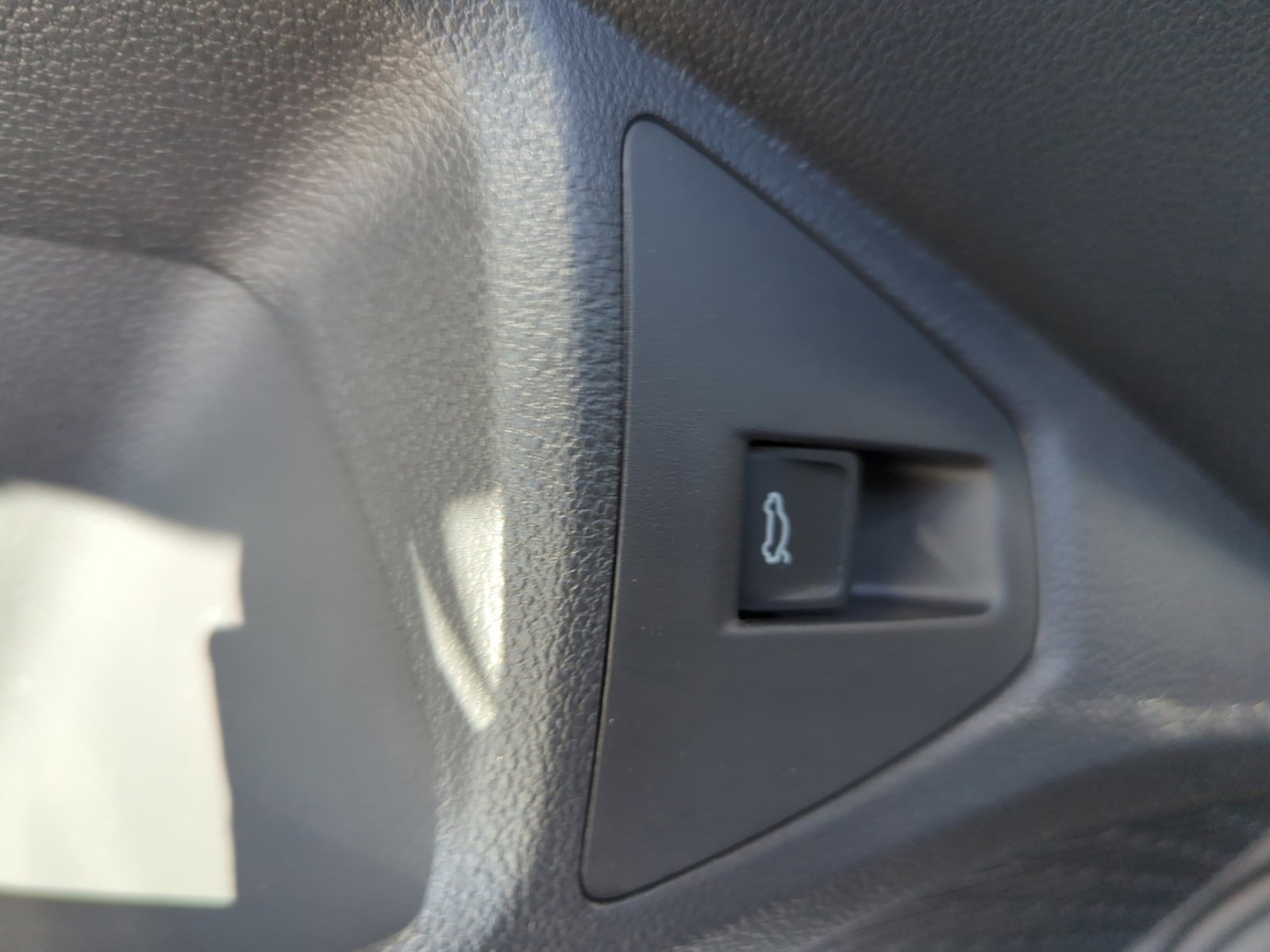 New 2026 Volkswagen Jetta S image 32