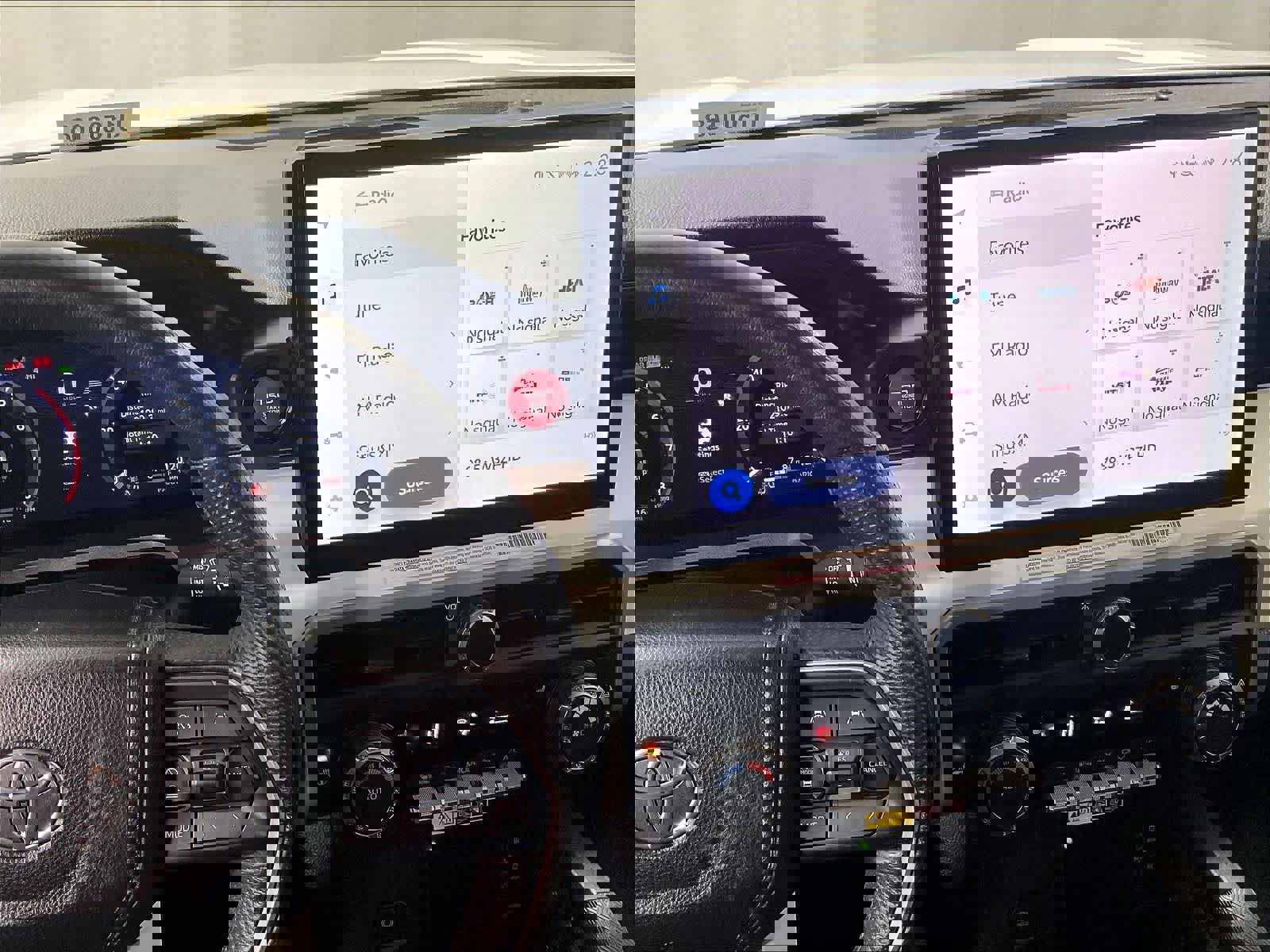 Used 2024 Toyota Tacoma TRD Off-Road w/ TRD Off Road Upgrade Package image 18