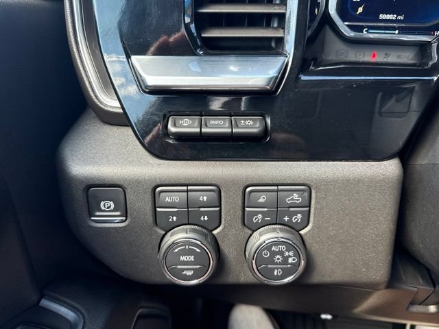 Used 2024 Chevrolet Silverado 3500 LTZ w/ LTZ Plus Package AWD/4WD image 18