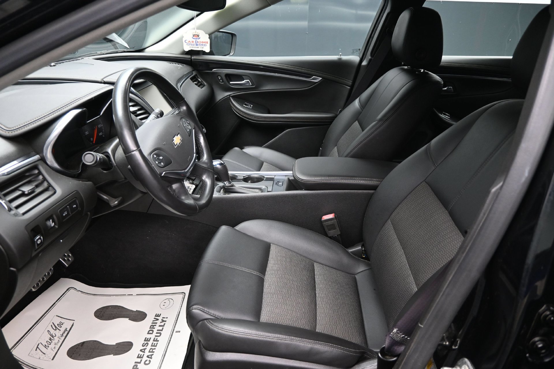 Used 2017 Chevrolet Impala LT FWD image 19