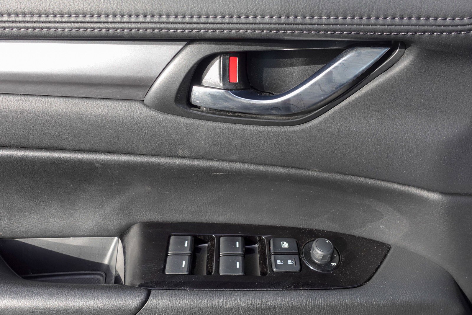 Used 2025 MAZDA CX-5 AWD 2.5 S w/ Preferred Package image 11