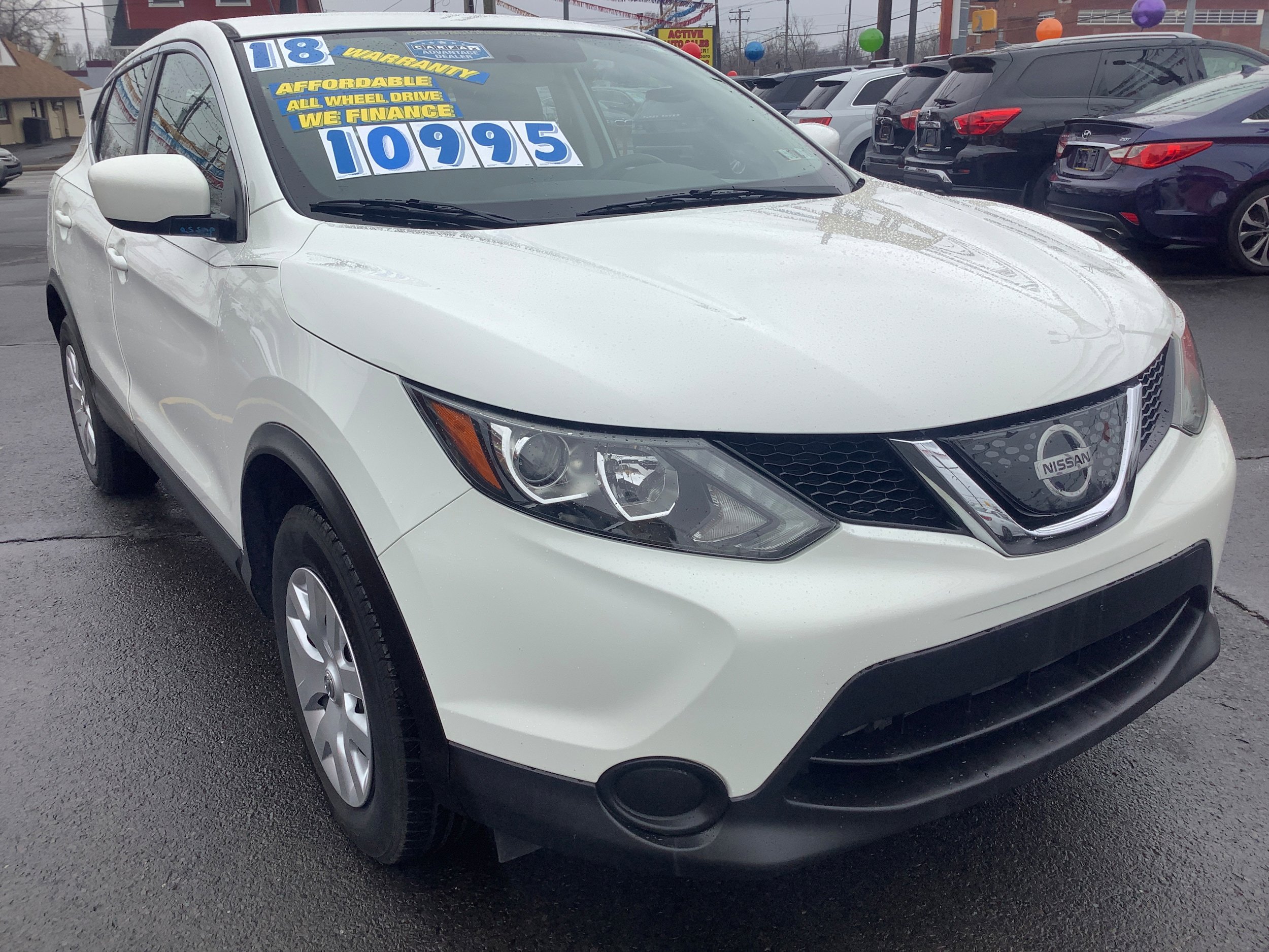 Used 2018 Nissan Rogue Sport S AWD/4WD image 2