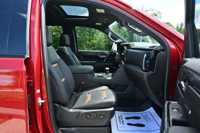 Used 2024 GMC Sierra 1500 AT4 w/ AT4 Premium Package AWD/4WD image 19