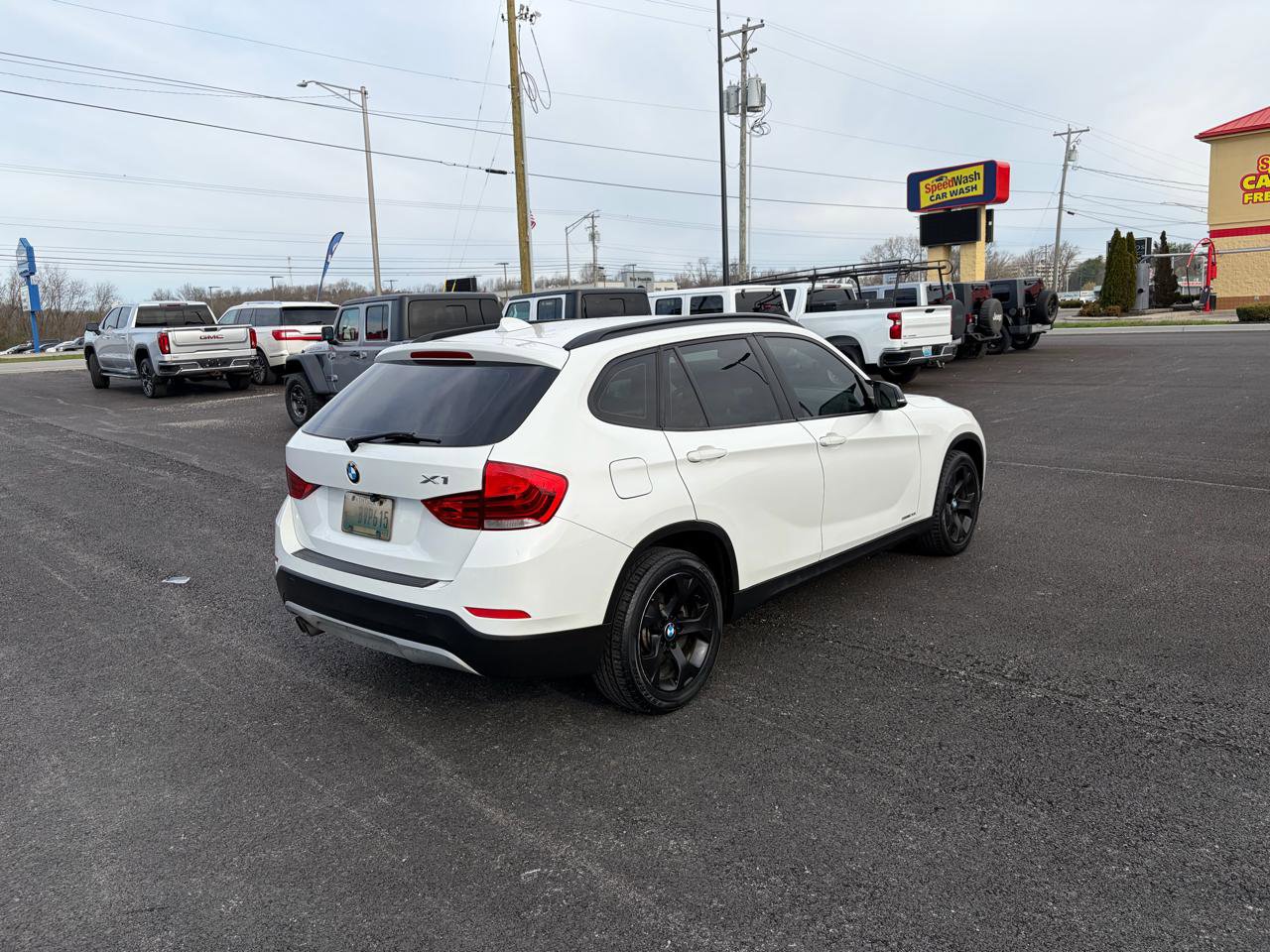 Used 2015 BMW X1 sDrive28i RWD image 3