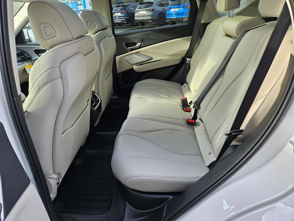 New 2026 Acura RDX SH-AWD w/Tech image 18
