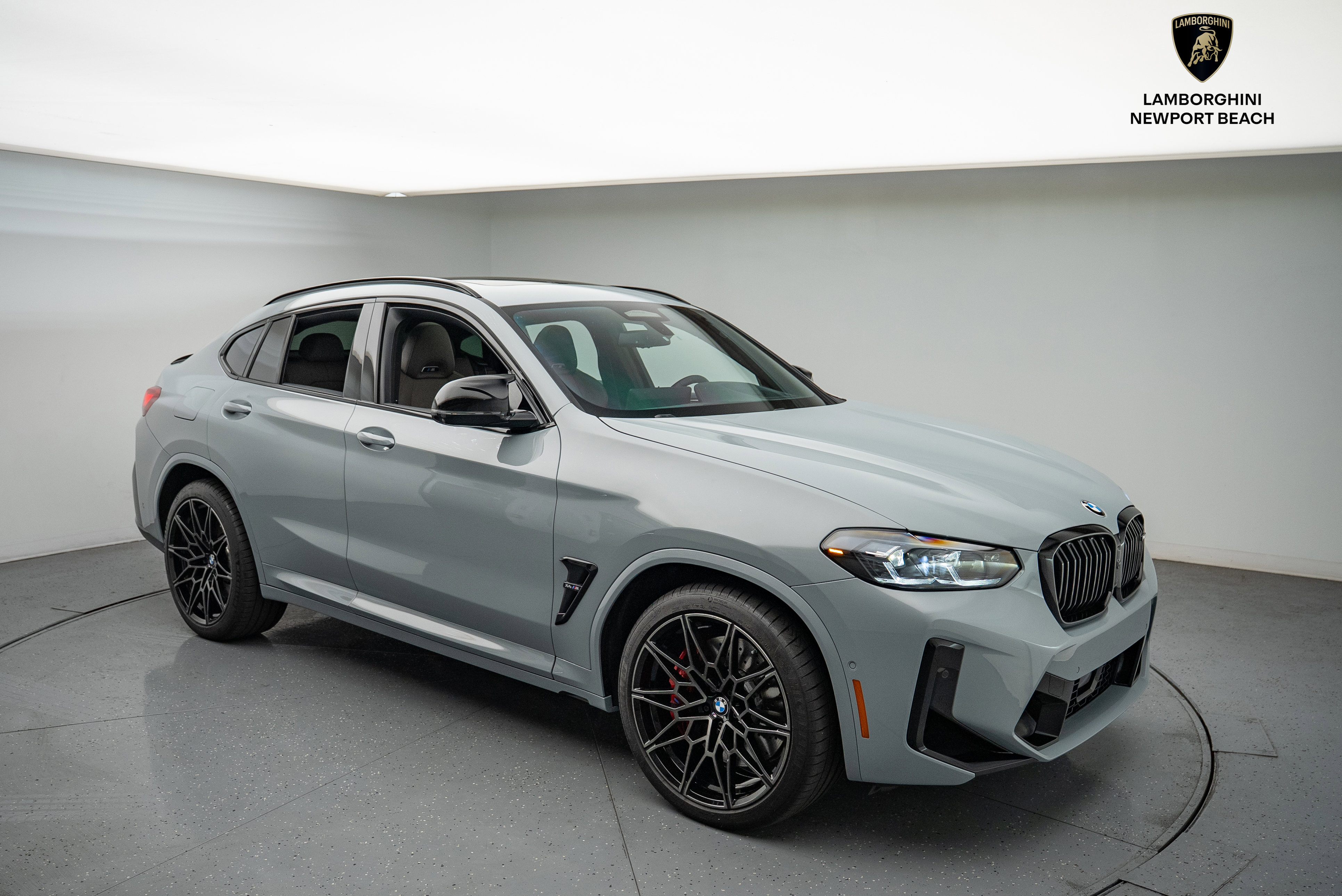 Used 2025 BMW X4 M w/ Competition Package image 1