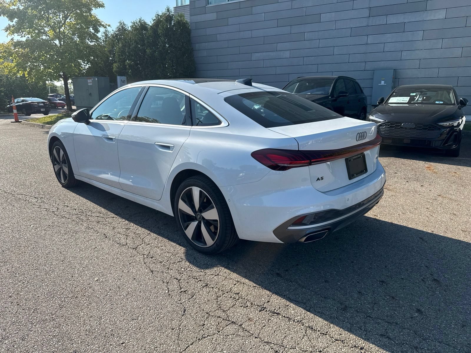Used 2025 Audi A5 2.0T Premium Plus w/ Premium Plus AWD/4WD image 3