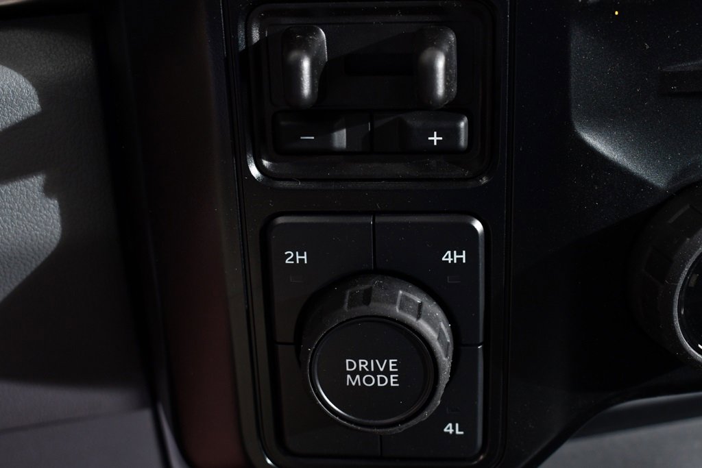 New 2025 Ford F550 4x4 Crew Cab Super Duty w/ XLT Value Package image 31