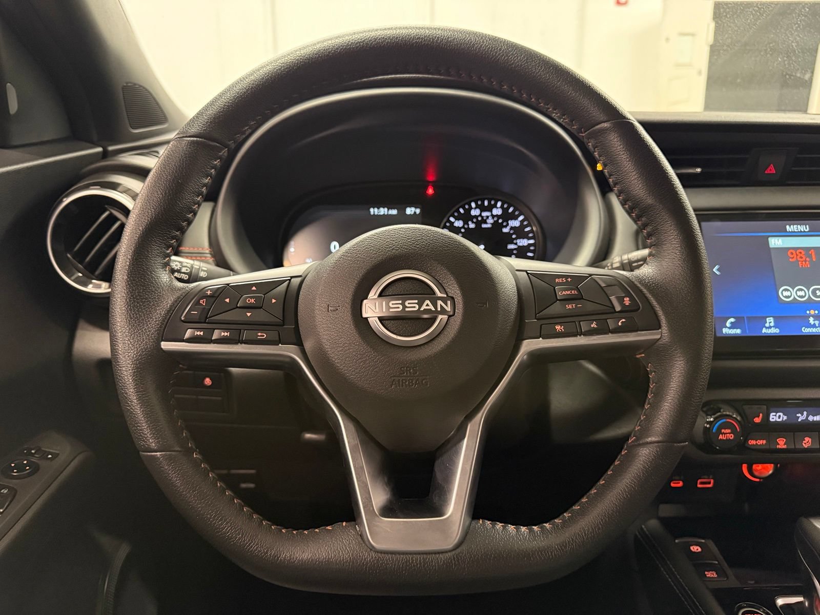 Used 2024 Nissan Kicks SR w/ SR Premium Package FWD image 13
