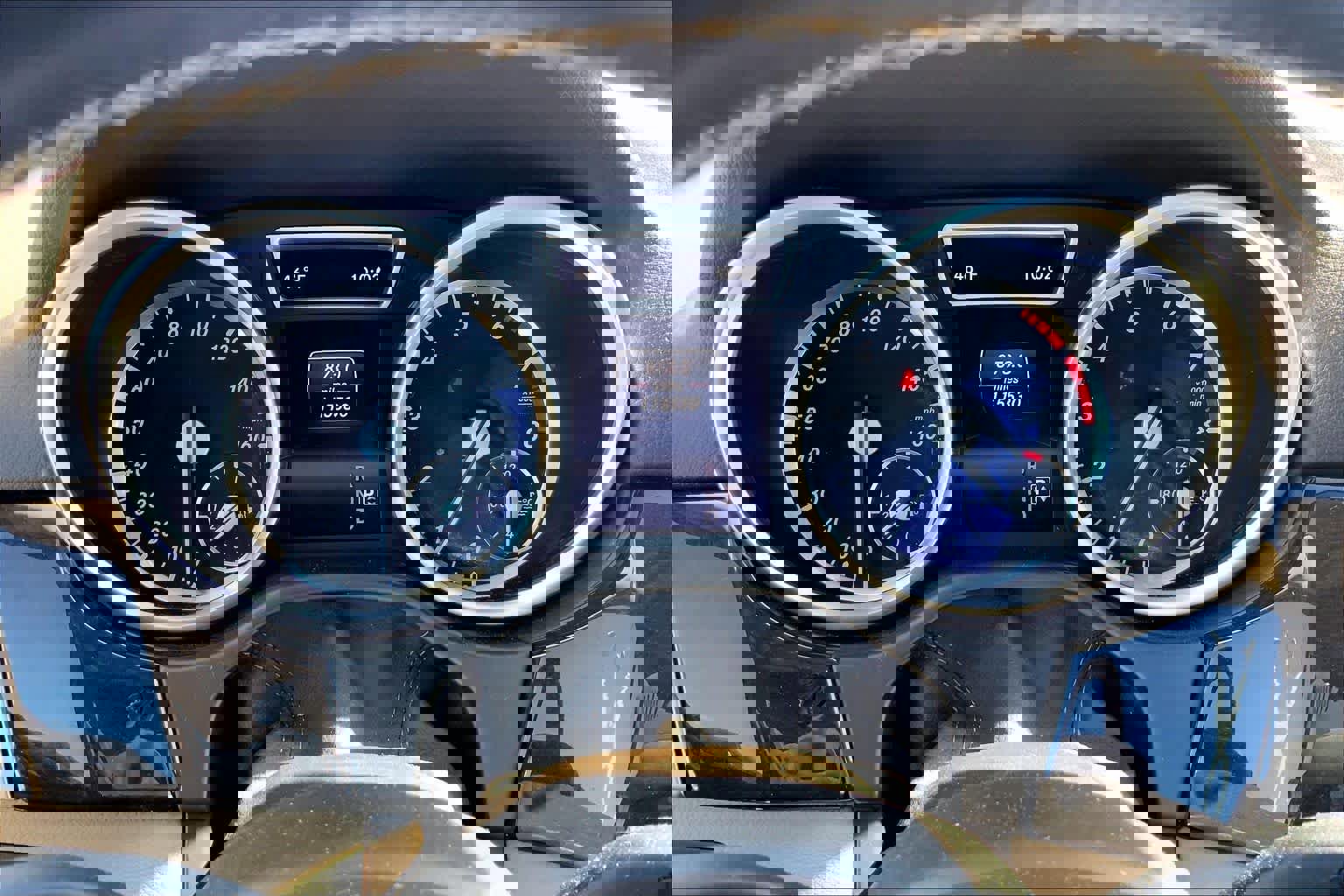 Used 2015 Mercedes-Benz ML 350 4MATIC image 26