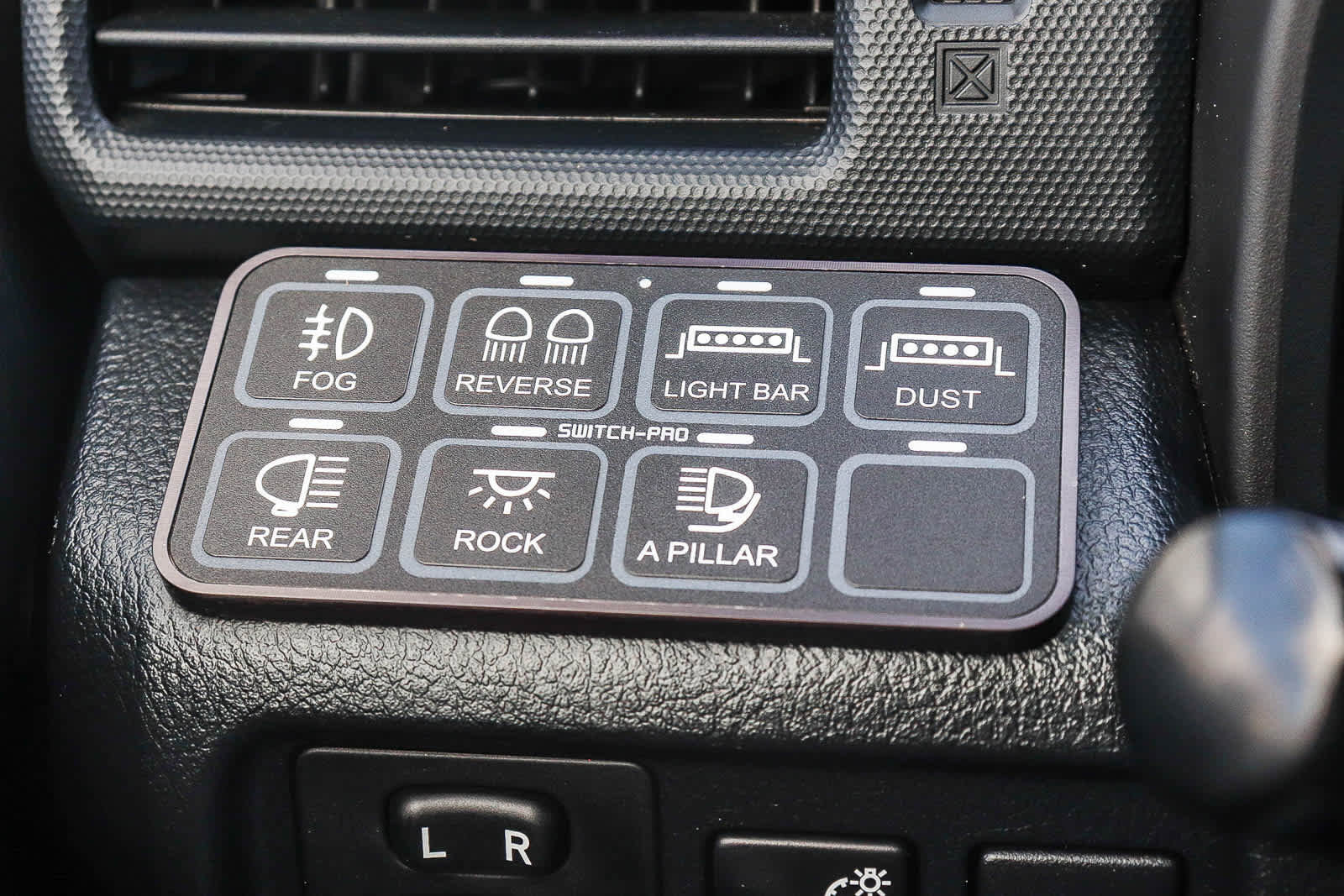 Used 2019 Toyota 4Runner TRD Off-Road Premium AWD/4WD image 39